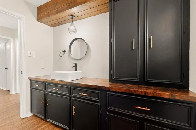 $395,000 | 1620 Drexel Drive, Irving, TX 75061