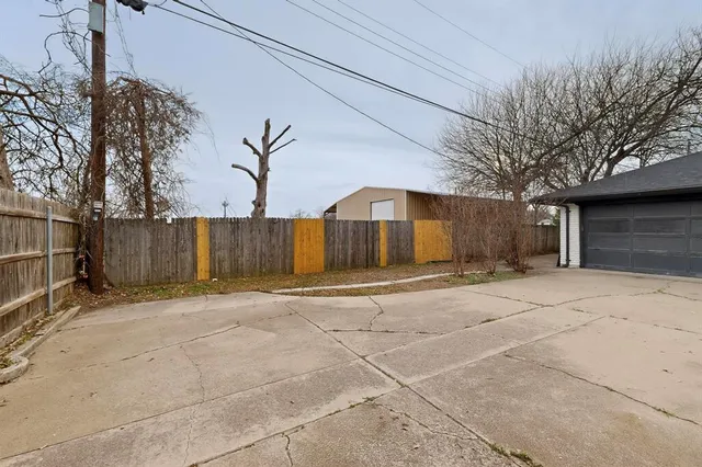 $395,000 | 1620 Drexel Drive, Irving, TX 75061