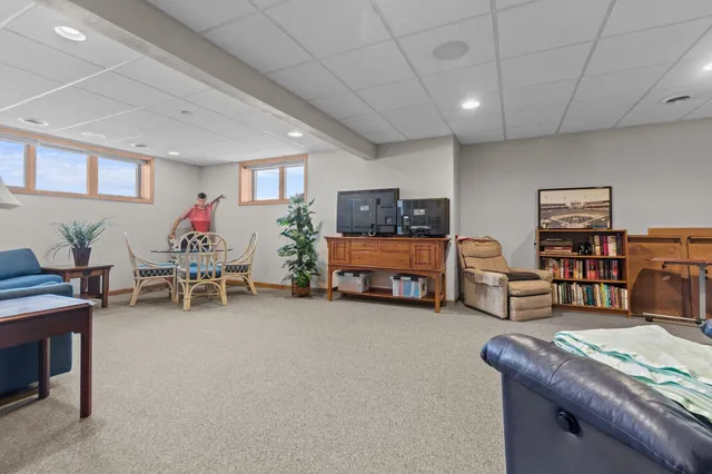 $459,900 | 900 Clover Court, Menasha, WI 54952