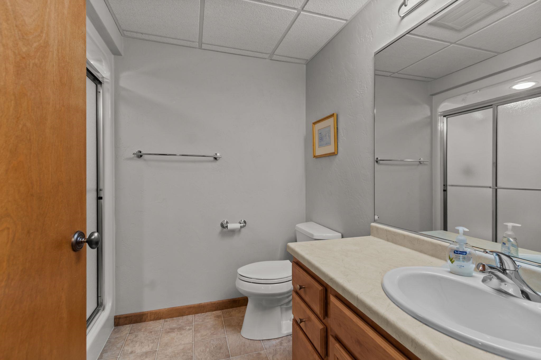 900 Clover Court Menasha, WI 54952 - Photo 44 of 62