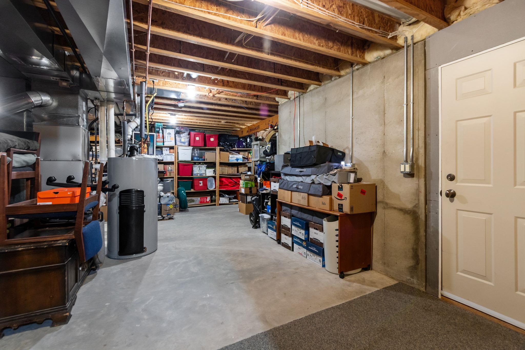 900 Clover Court Menasha, WI 54952 - Photo 47 of 62