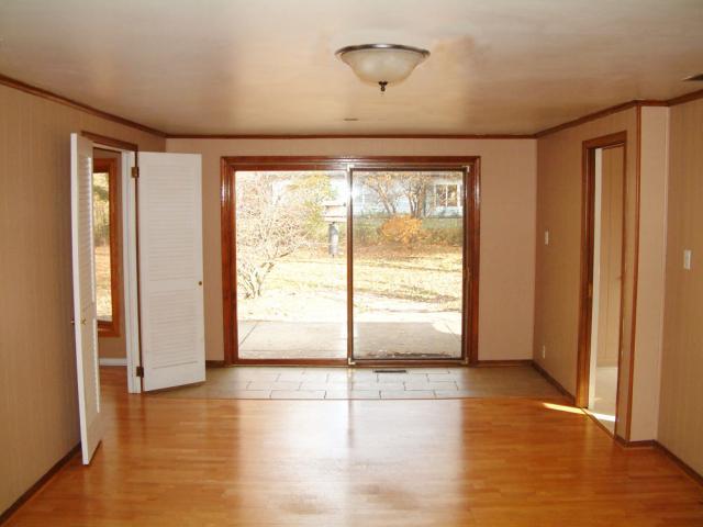 8011 Lieber Road Indianapolis, IN 46260 - Photo 4 of 12 Gallery Image 4