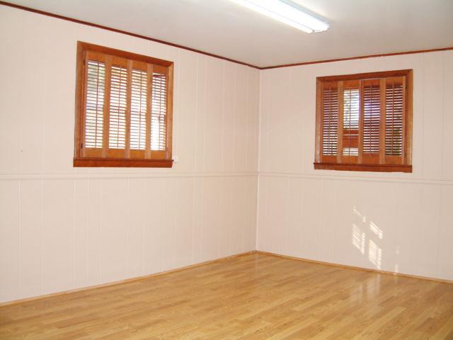 8011 Lieber Road Indianapolis, IN 46260 - Photo 6 of 12 Gallery Image 6