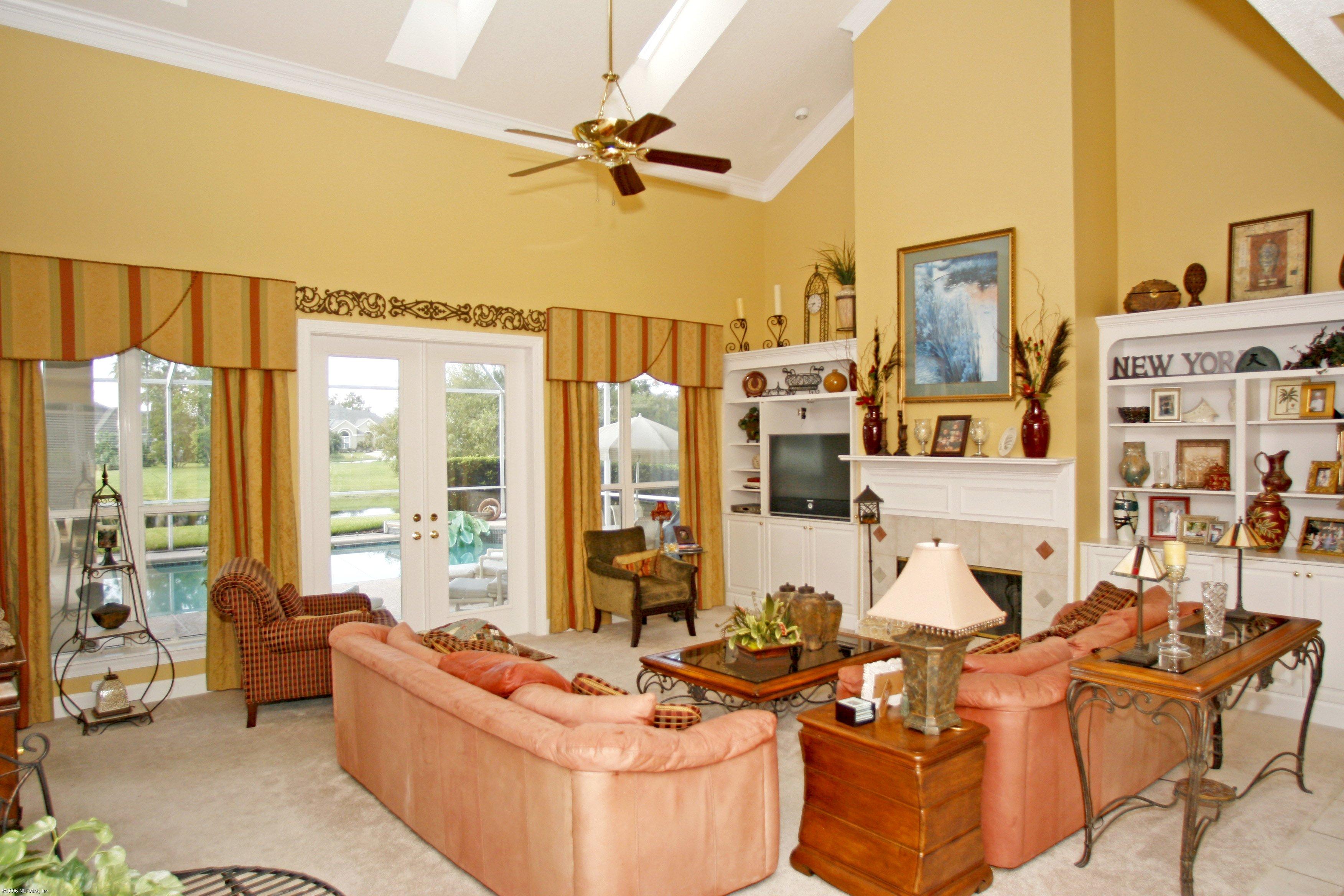 8210 Chester Lake Road North Jacksonville, FL 32256 - Photo 2 of 15 Family Room