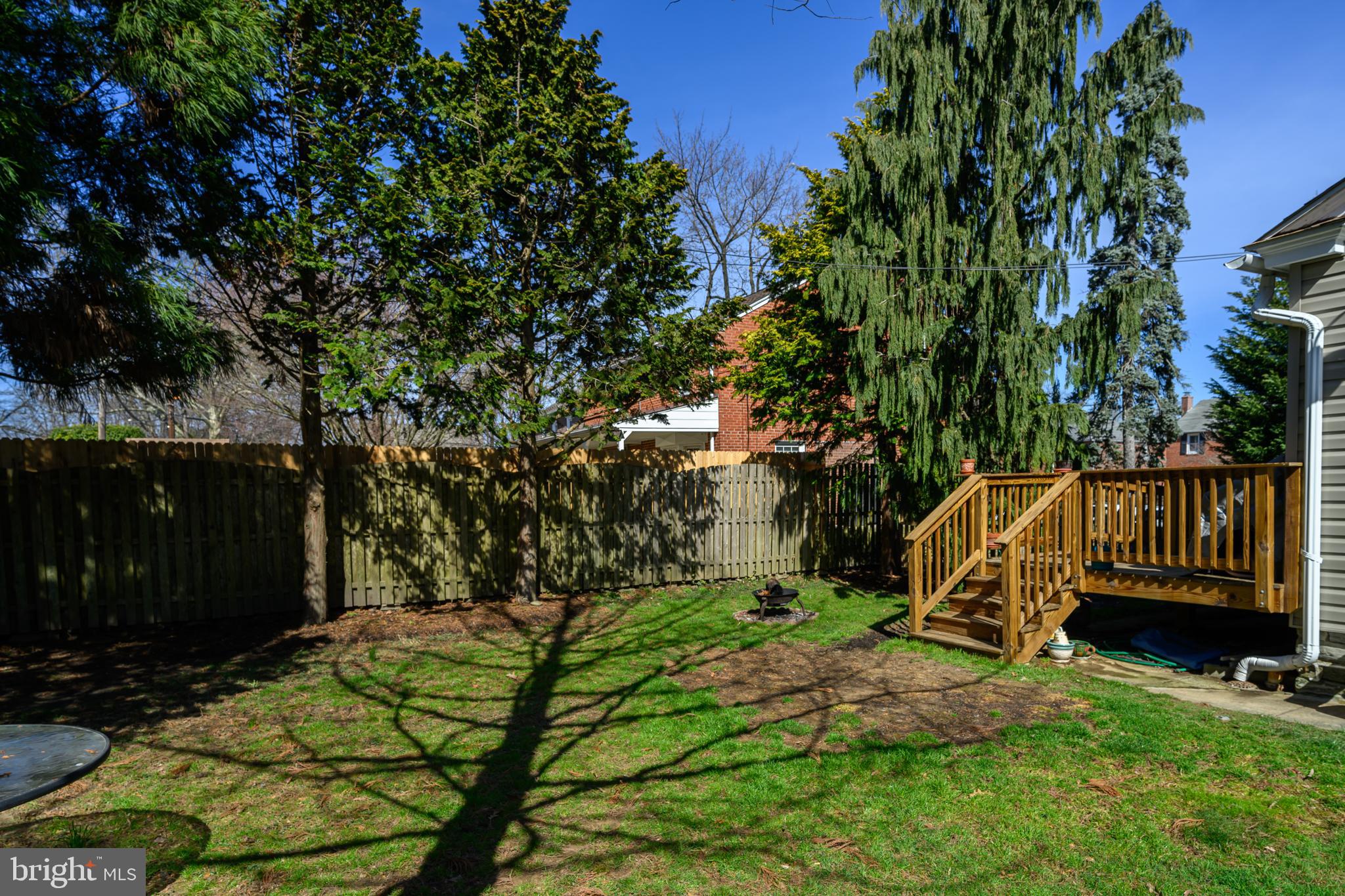8432 Pembrook Road Philadelphia, PA 19128 - Photo 4 of 25 Backyard