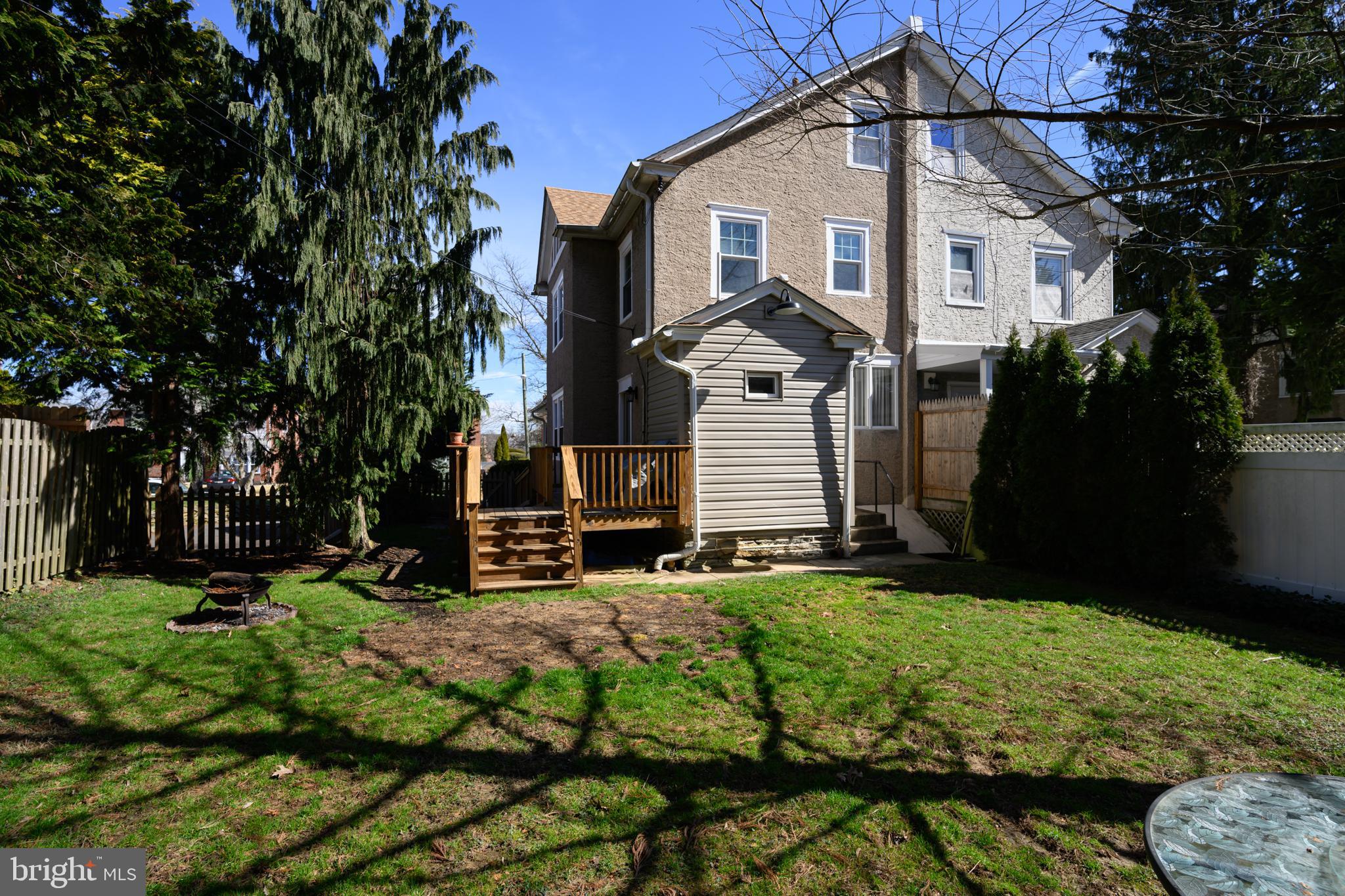 8432 Pembrook Road Philadelphia, PA 19128 - Photo 5 of 25 Backyard