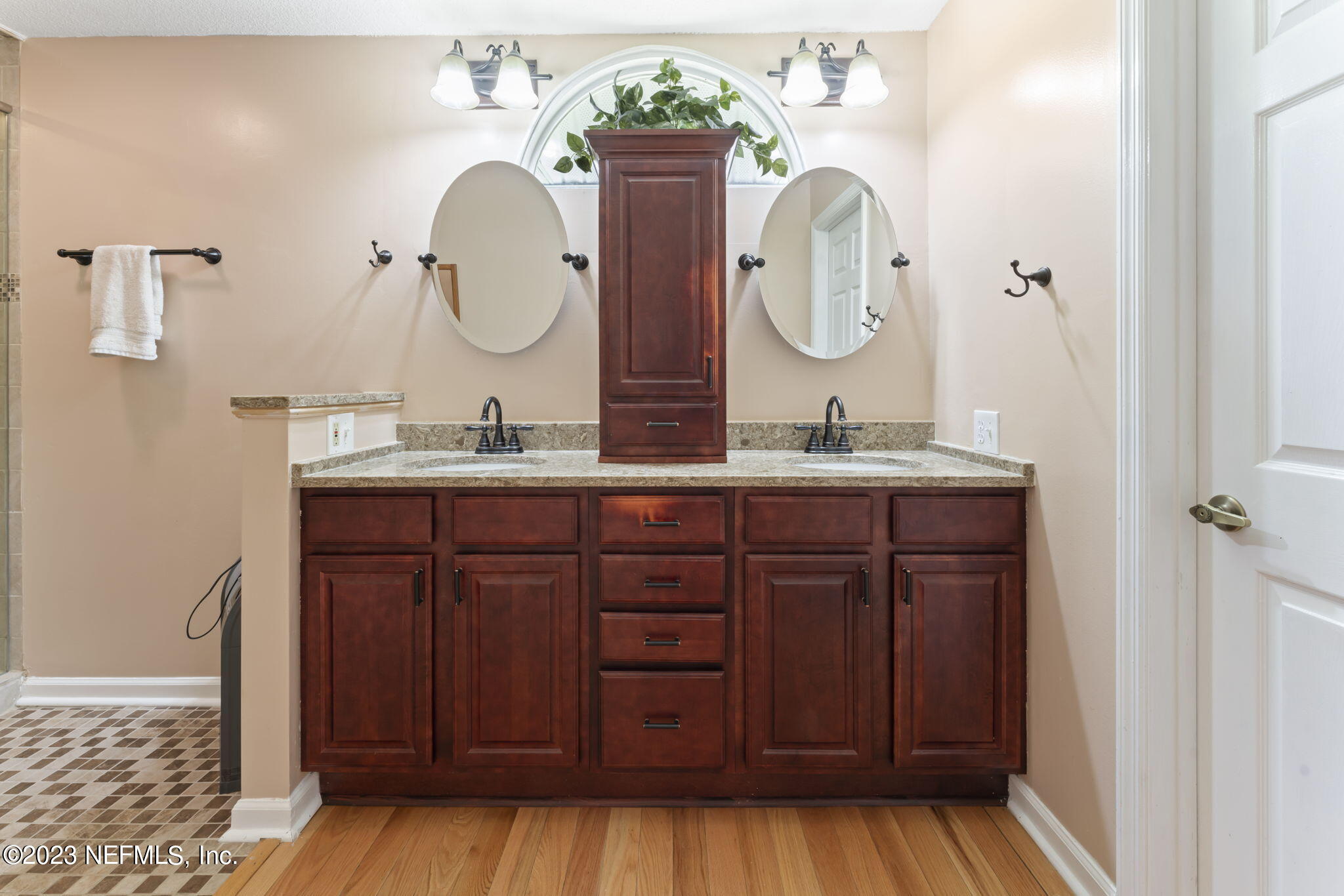 200 Snake Road Green Cove Springs, FL 32043 - Photo 32 of 42 Owners Bath Vanity