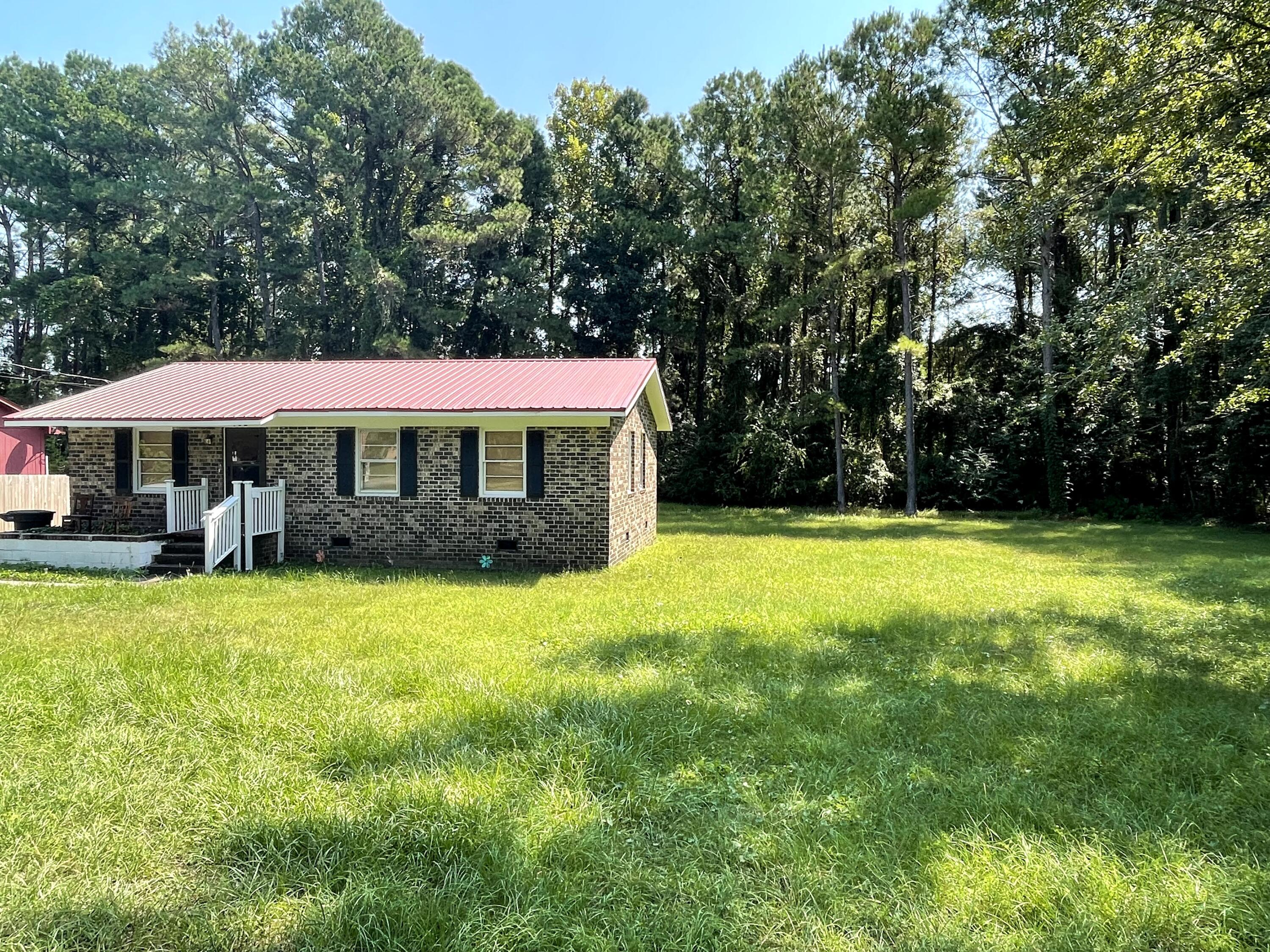 402 State Rd S-15-78 Walterboro, SC 29488 - Photo 4 of 18 Exterior
