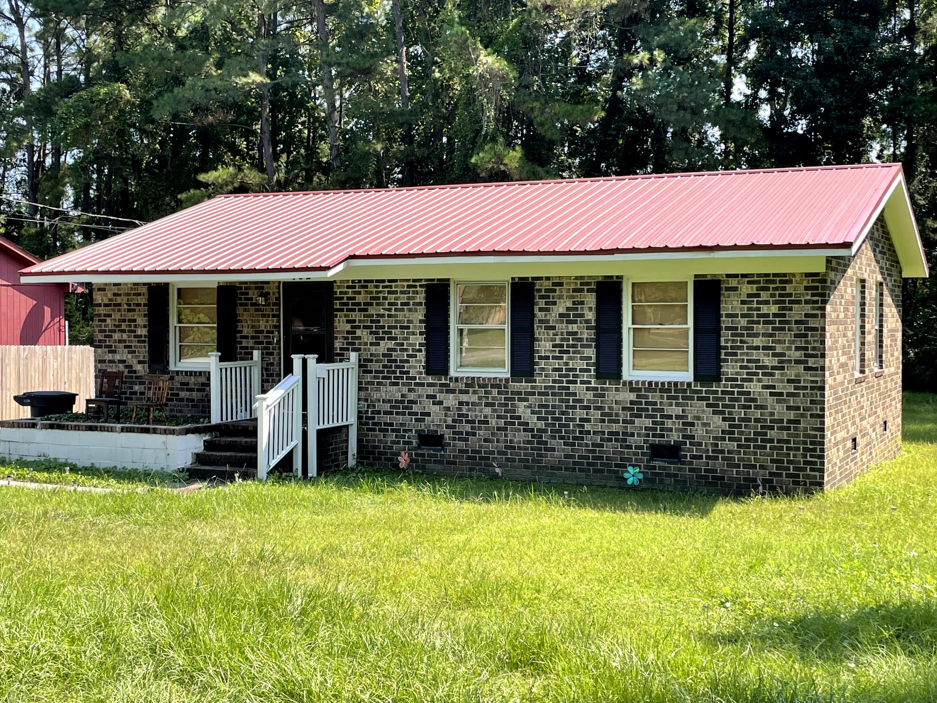 402 State Rd S-15-78 Walterboro, SC 29488 - Photo 5 of 18 Exterior