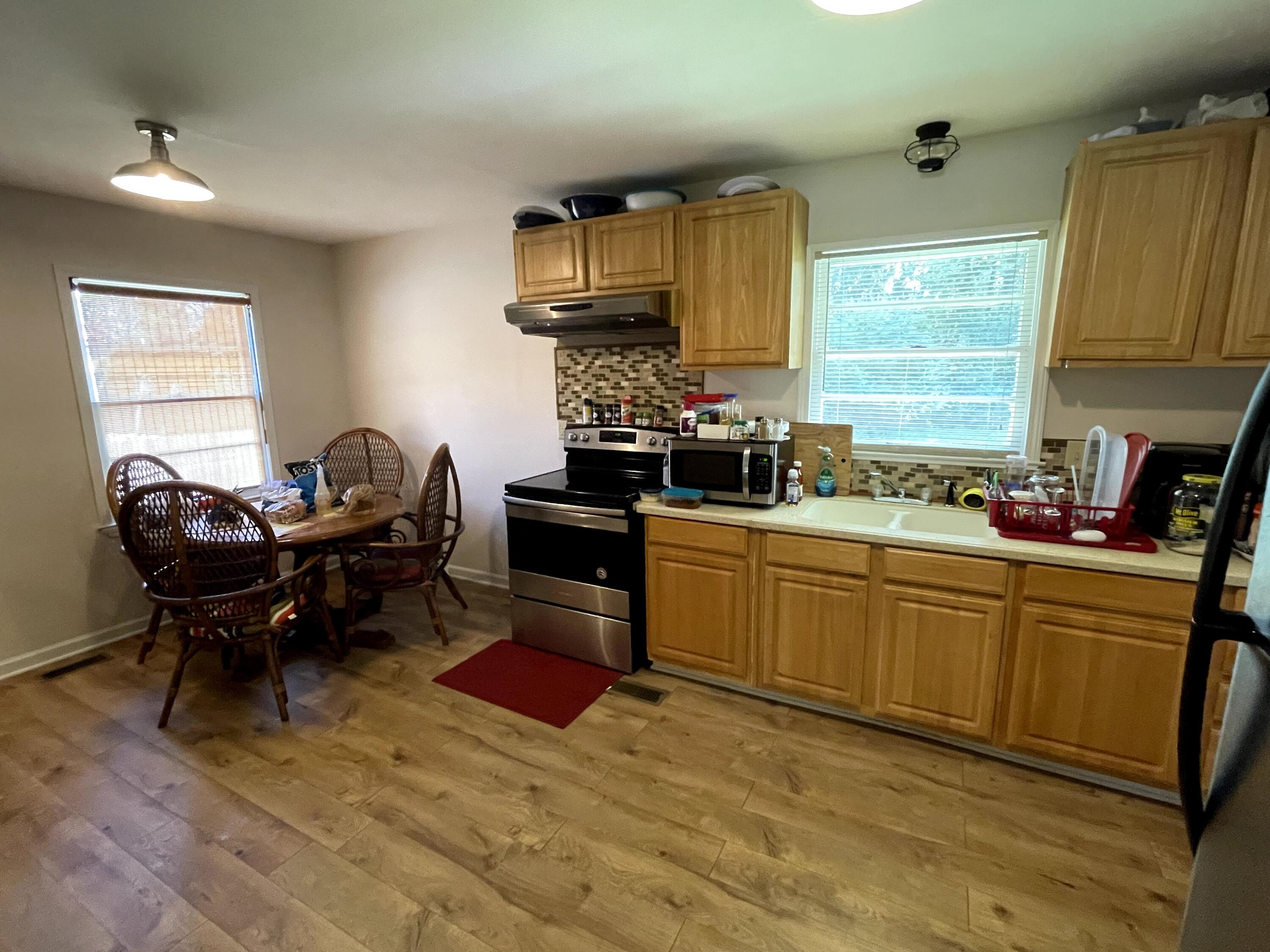 402 State Rd S-15-78 Walterboro, SC 29488 - Photo 6 of 18 Kitchen