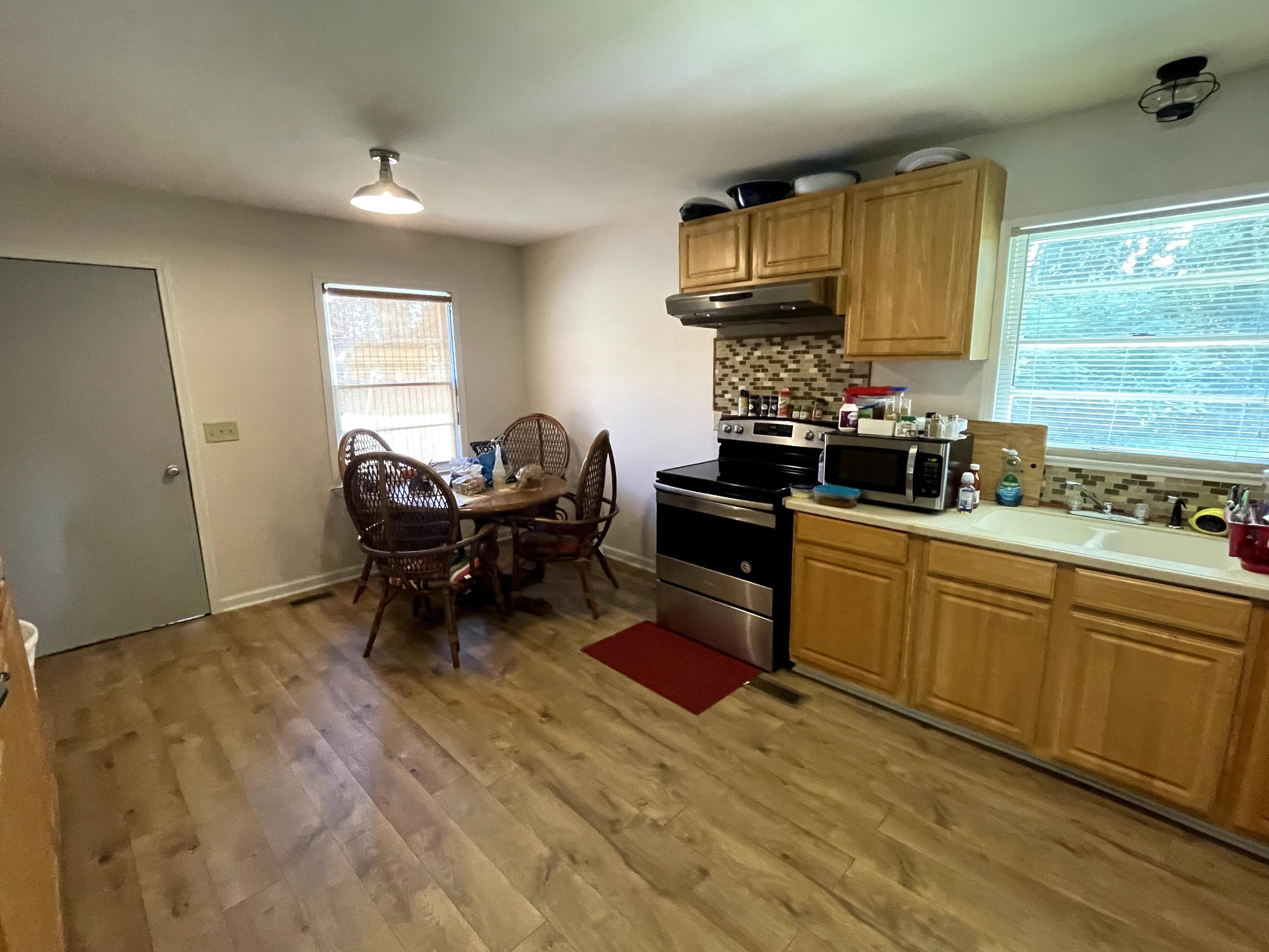 402 State Rd S-15-78 Walterboro, SC 29488 - Photo 7 of 18 Kitchen