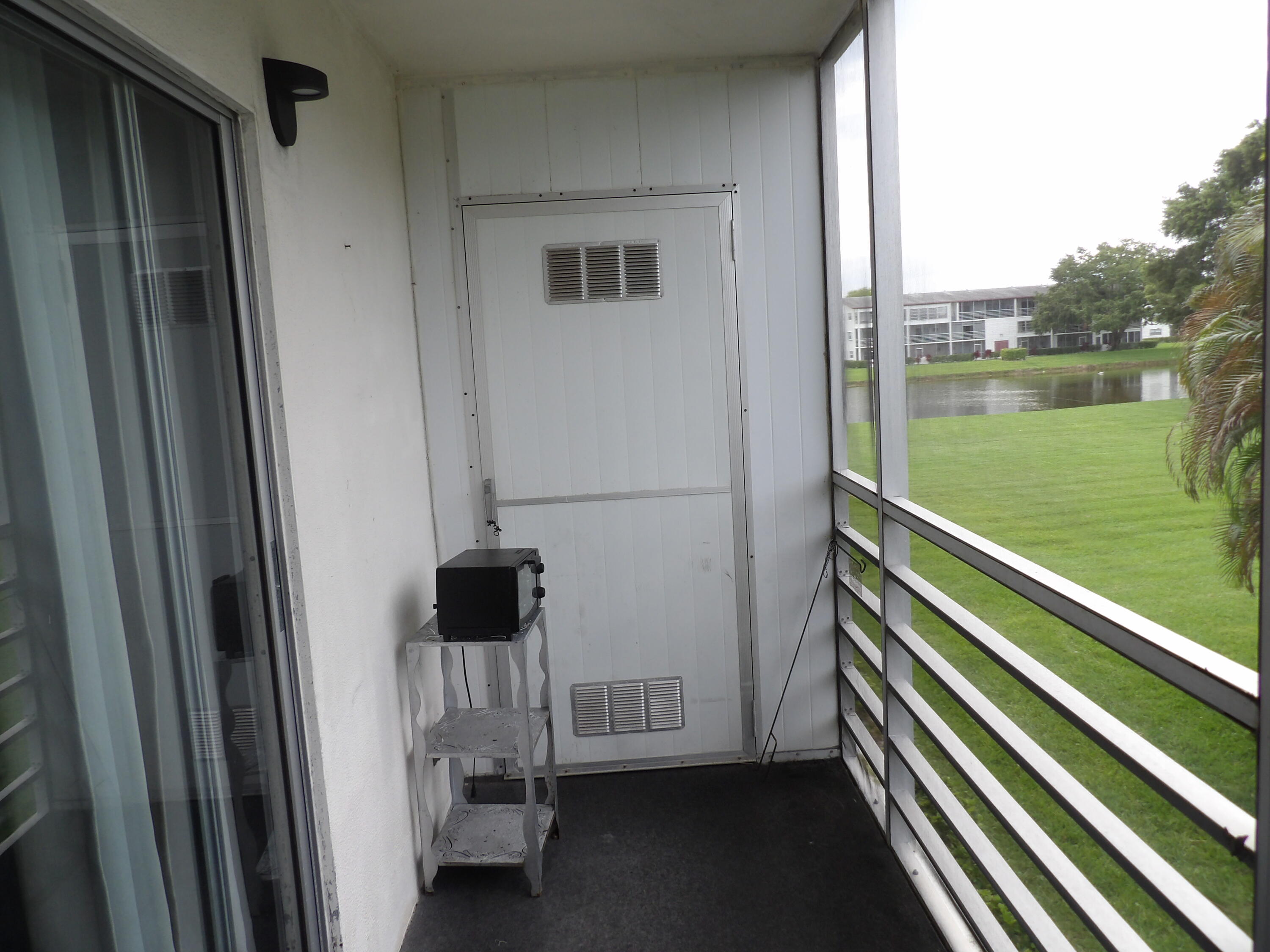 195 Fanshaw Way, Unit 195 Boca Raton, FL 33434 - Photo 23 of 42 100_0941