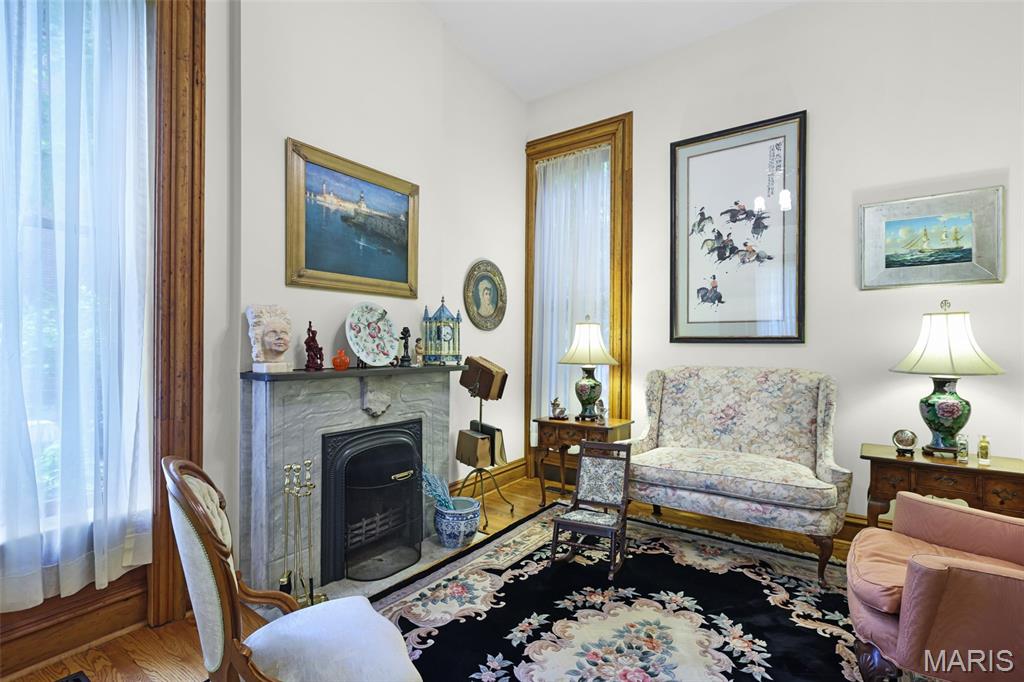 1811 Rutger Street St. Louis, MO 63104 - Photo 6 of 42 Gallery Image 6