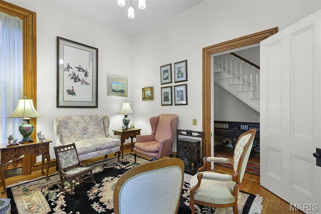 1811 Rutger Street St. Louis, MO 63104 - Photo 7 of 42 Gallery Image 7