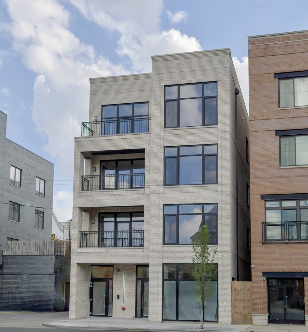 1615 West Irving Park Road, Unit 3N Chicago, IL 60613 - Photo 1 of 21
