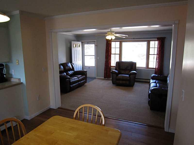 207 West Alna Road Wiscasset, ME 04578 - Photo 9 of 32 Living Room.