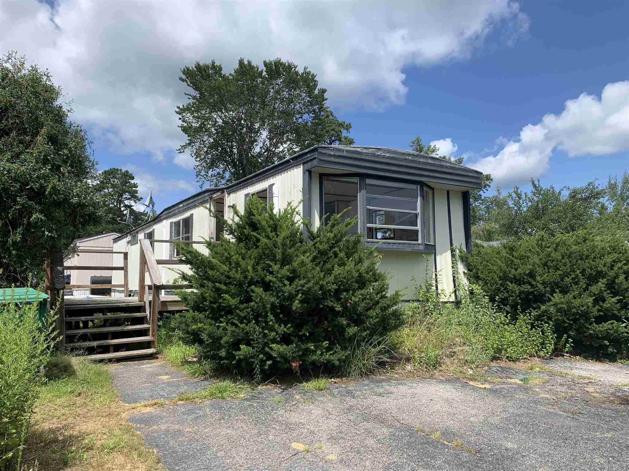 34 D'Amours Avenue Rochester, NH 03839 - Photo 1 of 14