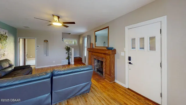 $2,300 | 425 Wisteria Road, Daytona Beach, FL 32118