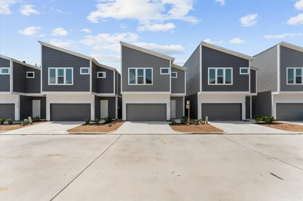 $275,000 | 9618 Habitat Street, Houston, TX 77075