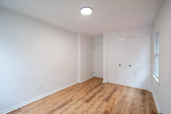 $1,995 | 644 Delaware Avenue, Bethlehem, NY 12054