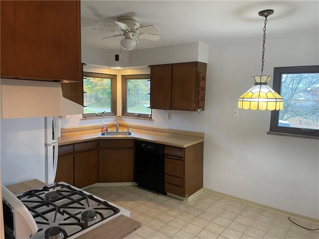 115 Broadbent Road Sewickley, PA 15143 - Photo 5 of 12 Gallery Image 5