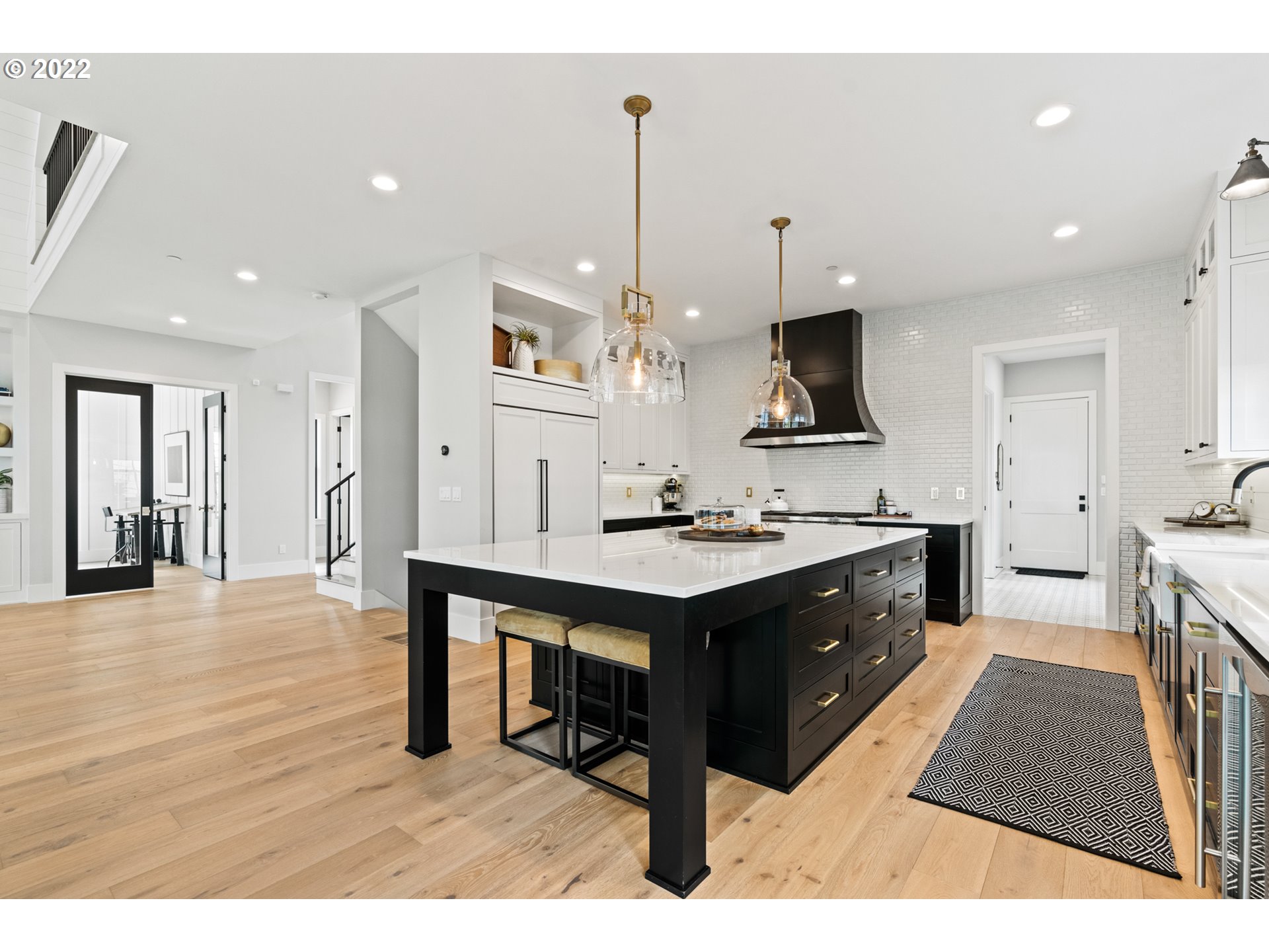2085 South Military Road Portland, OR 97219 - Photo 11 of 32 Gallery Image 11