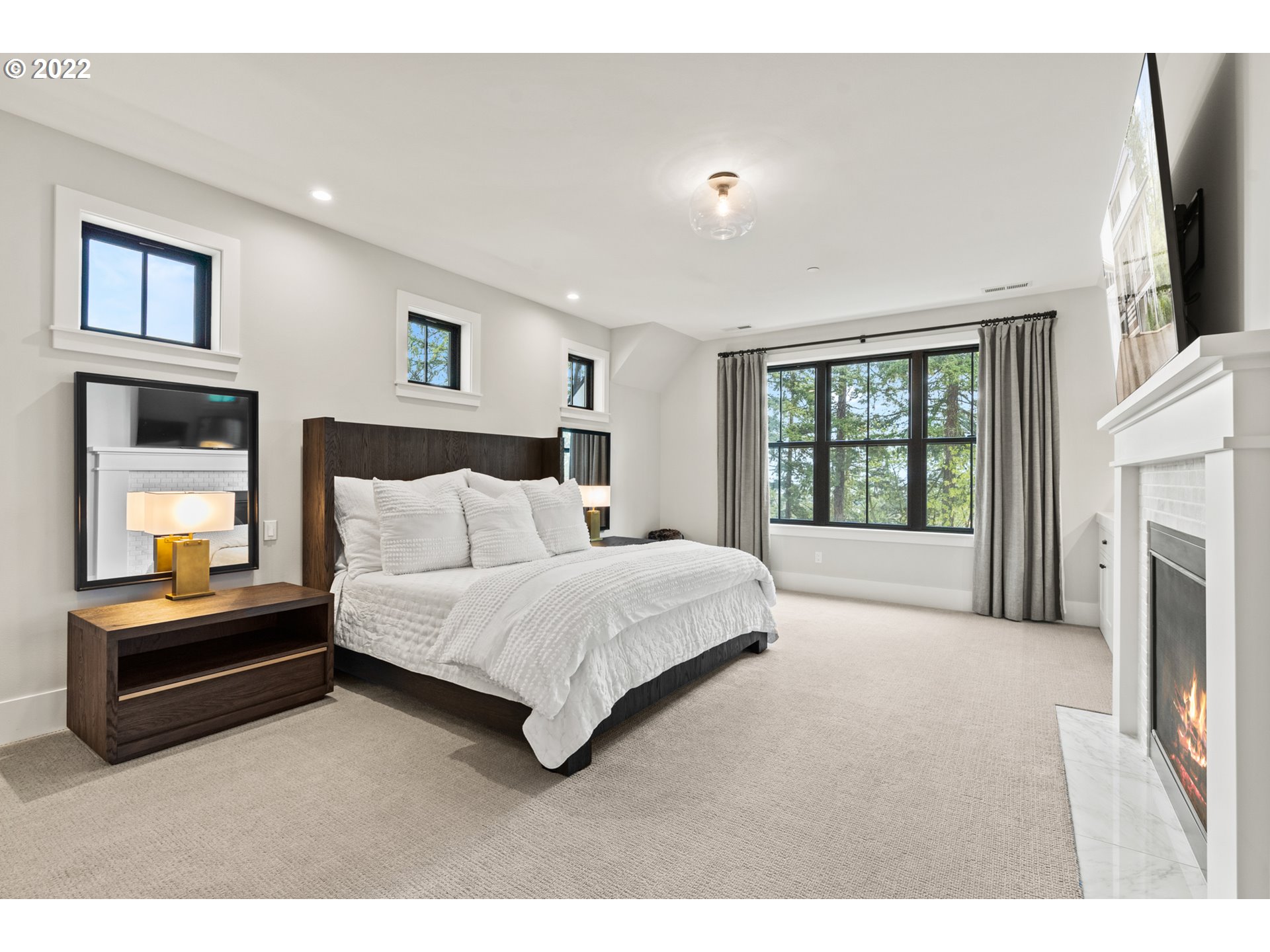 2085 South Military Road Portland, OR 97219 - Photo 14 of 32 Gallery Image 14