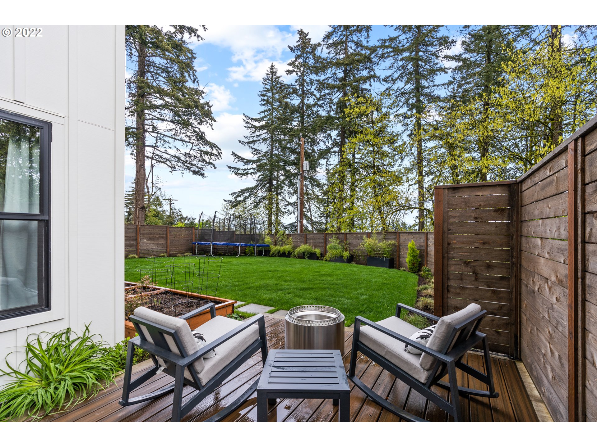 2085 South Military Road Portland, OR 97219 - Photo 28 of 32 Gallery Image 28