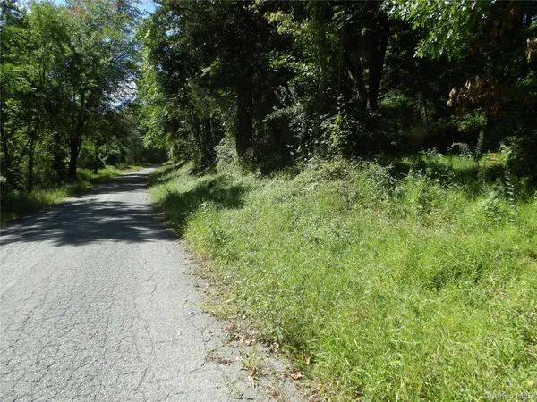 $175,000 | 24 Hill Lane, Hopewell Junction, NY 12533
