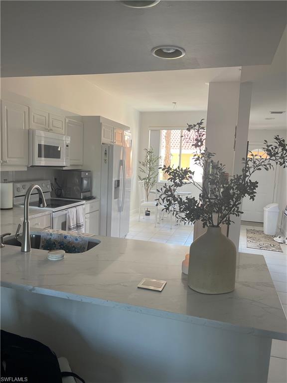 6750 Beach Resort Drive, Unit 1907 Naples, FL 34114 - Photo 7 of 17