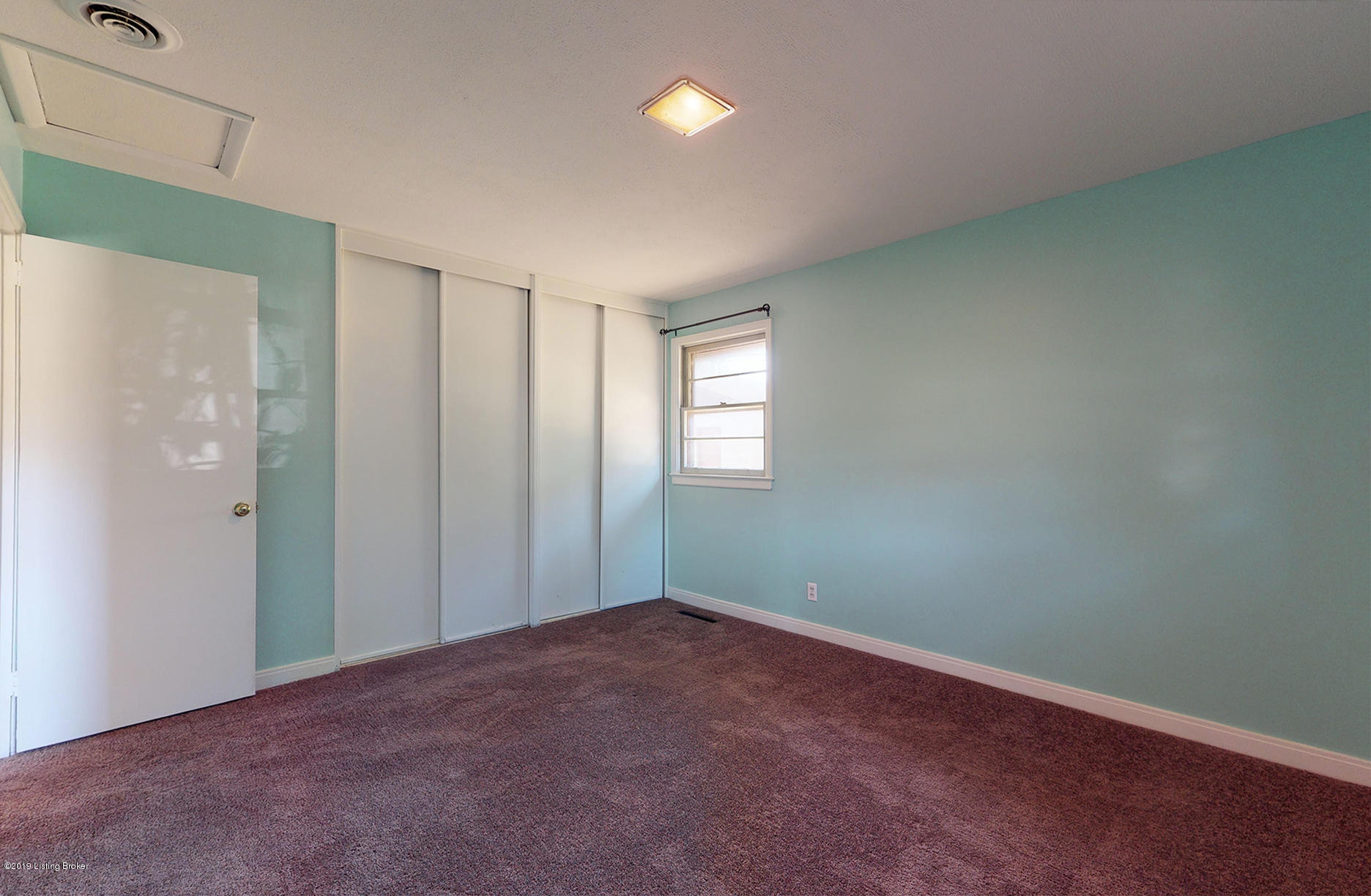 3118 Talisman Road Louisville, KY 40220 - Photo 18 of 28 Professionally Cleaned Carpets