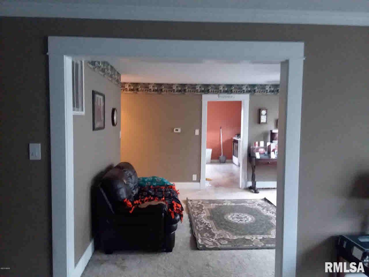 748 Chamness Road Elkville, IL 62932 - Photo 11 of 15 Gallery Image 11
