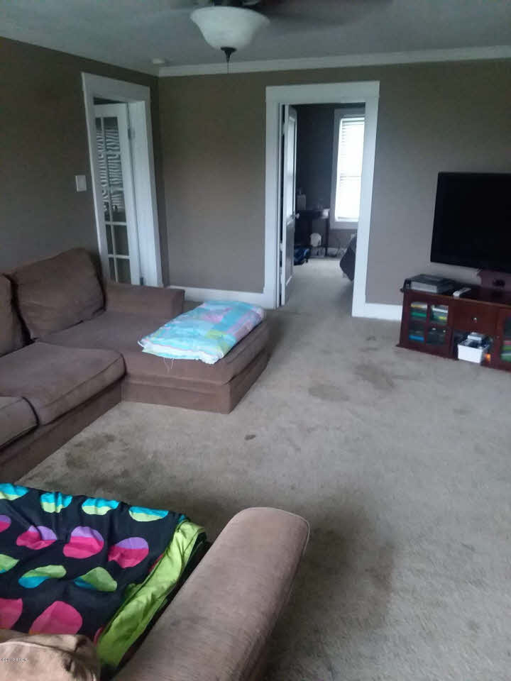 748 Chamness Road Elkville, IL 62932 - Photo 9 of 15 Gallery Image 9