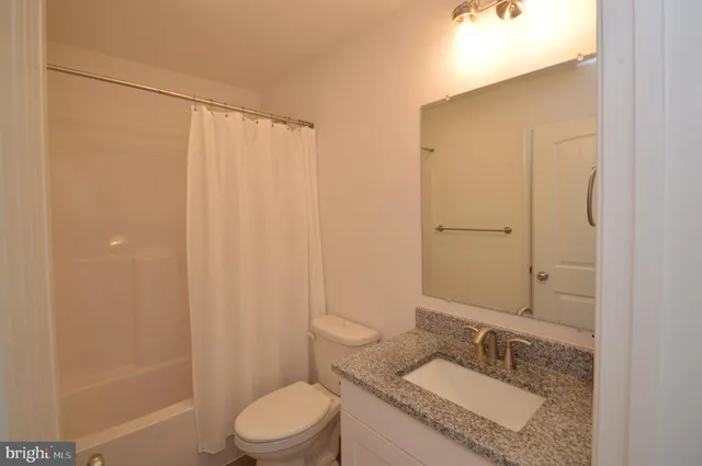 $299,900 | 320 Avon Drive, Red Lion, PA 17356