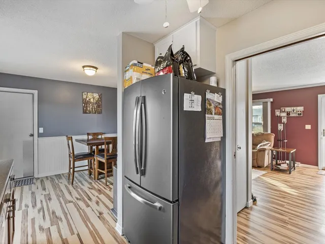 $199,900 | 2415 North Hazelwood Avenue, Davenport, IA 52804