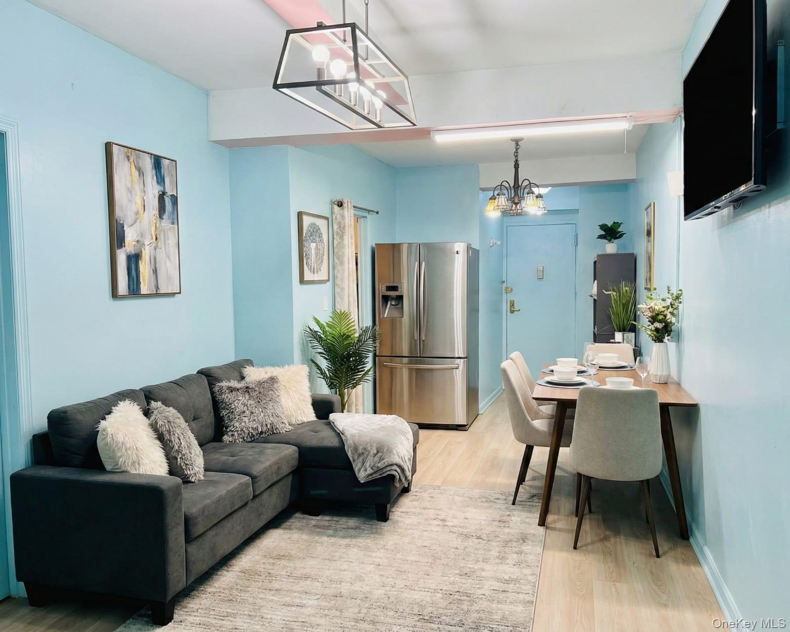 1558 Unionport Road, Unit 5H Bronx, NY 10462 - Photo 2 of 14