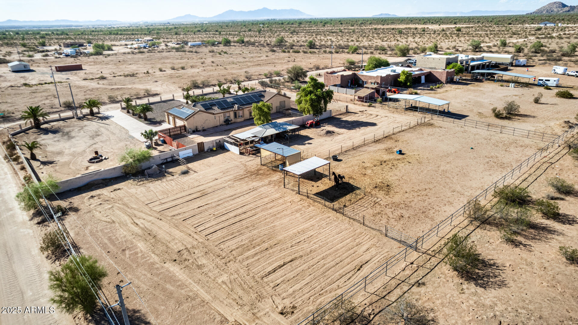 11381 Warrior Road Casa Grande, AZ 85193 - Photo 37 of 73 Horse