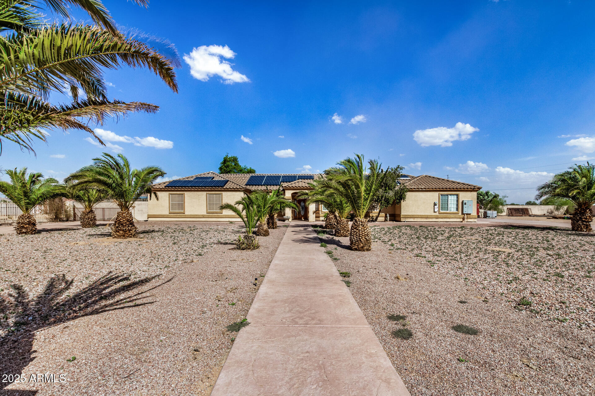11381 Warrior Road Casa Grande, AZ 85193 - Photo 46 of 73 a view of a house with a patio