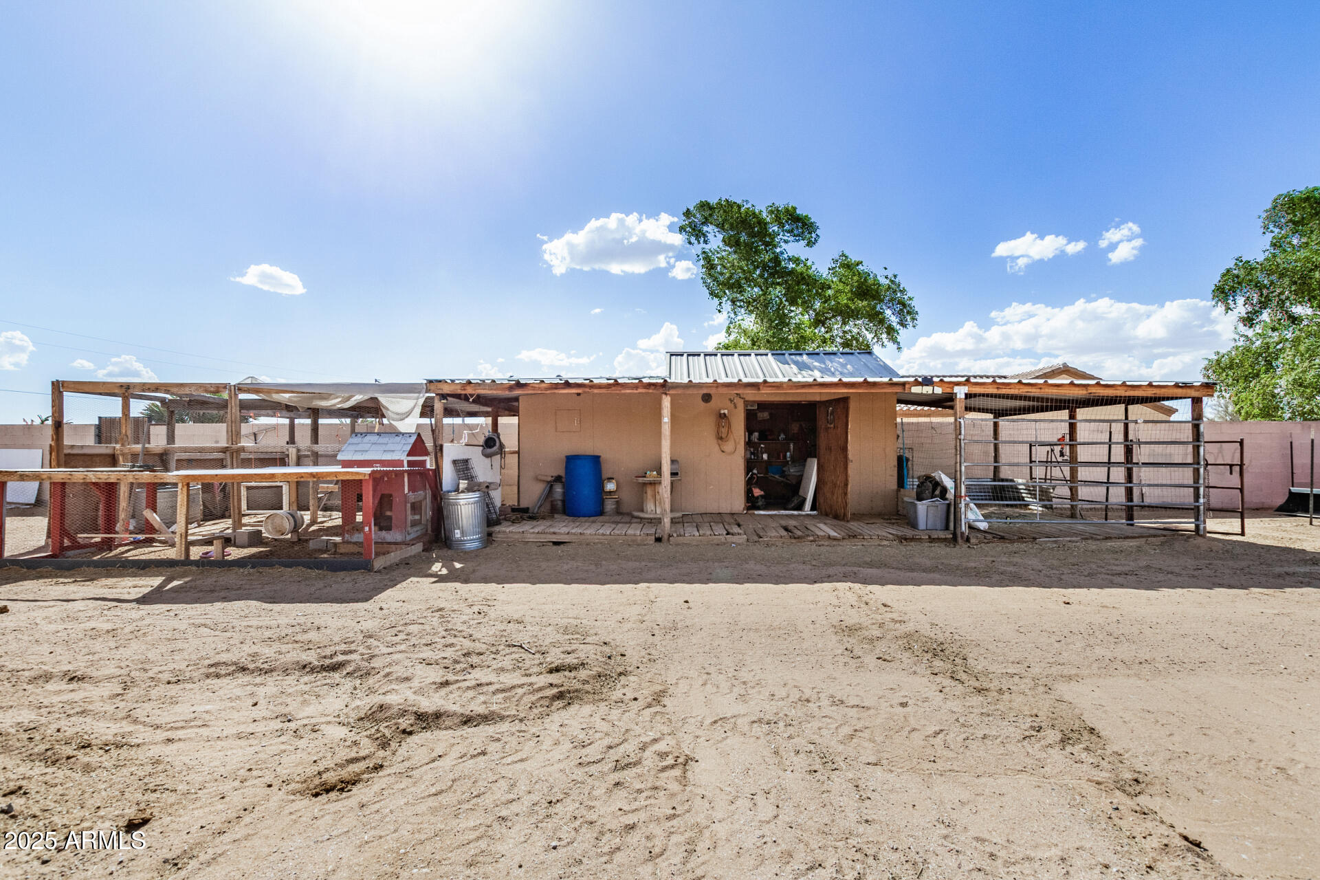 11381 Warrior Road Casa Grande, AZ 85193 - Photo 10 of 73 Chicken coop