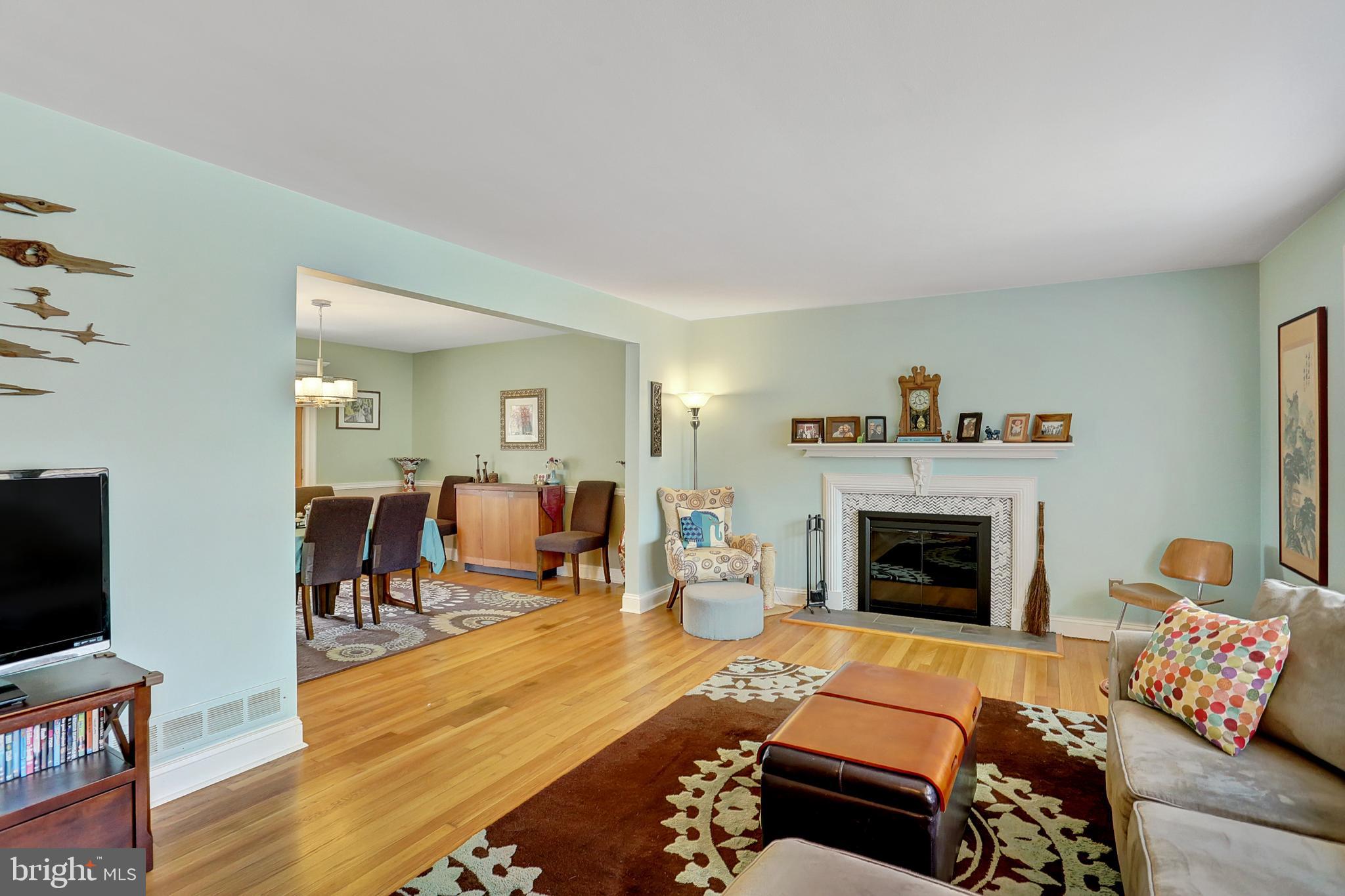 1127 Green Acre Road Towson, MD 21286 - Photo 11 of 35