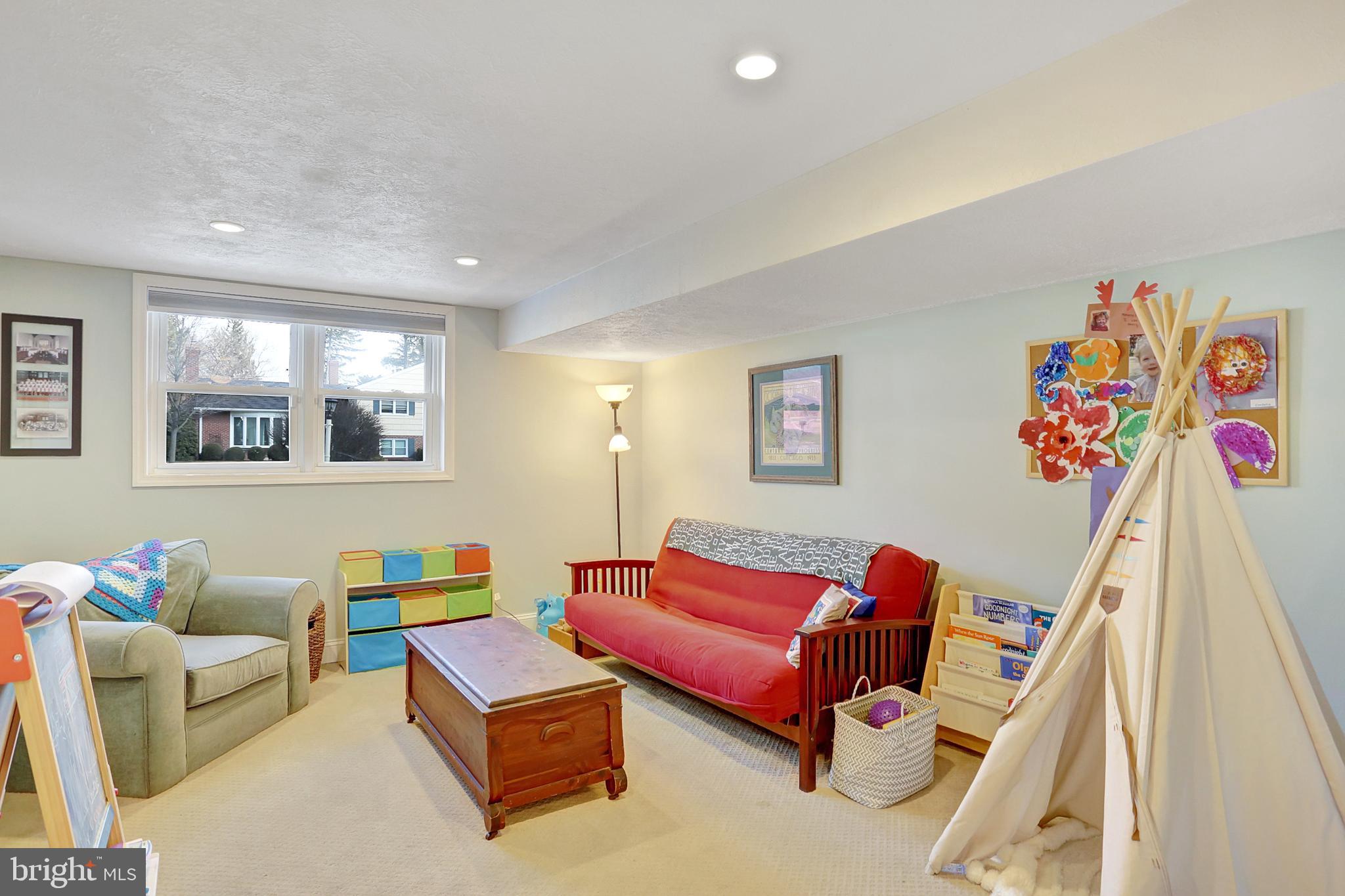 1127 Green Acre Road Towson, MD 21286 - Photo 17 of 35