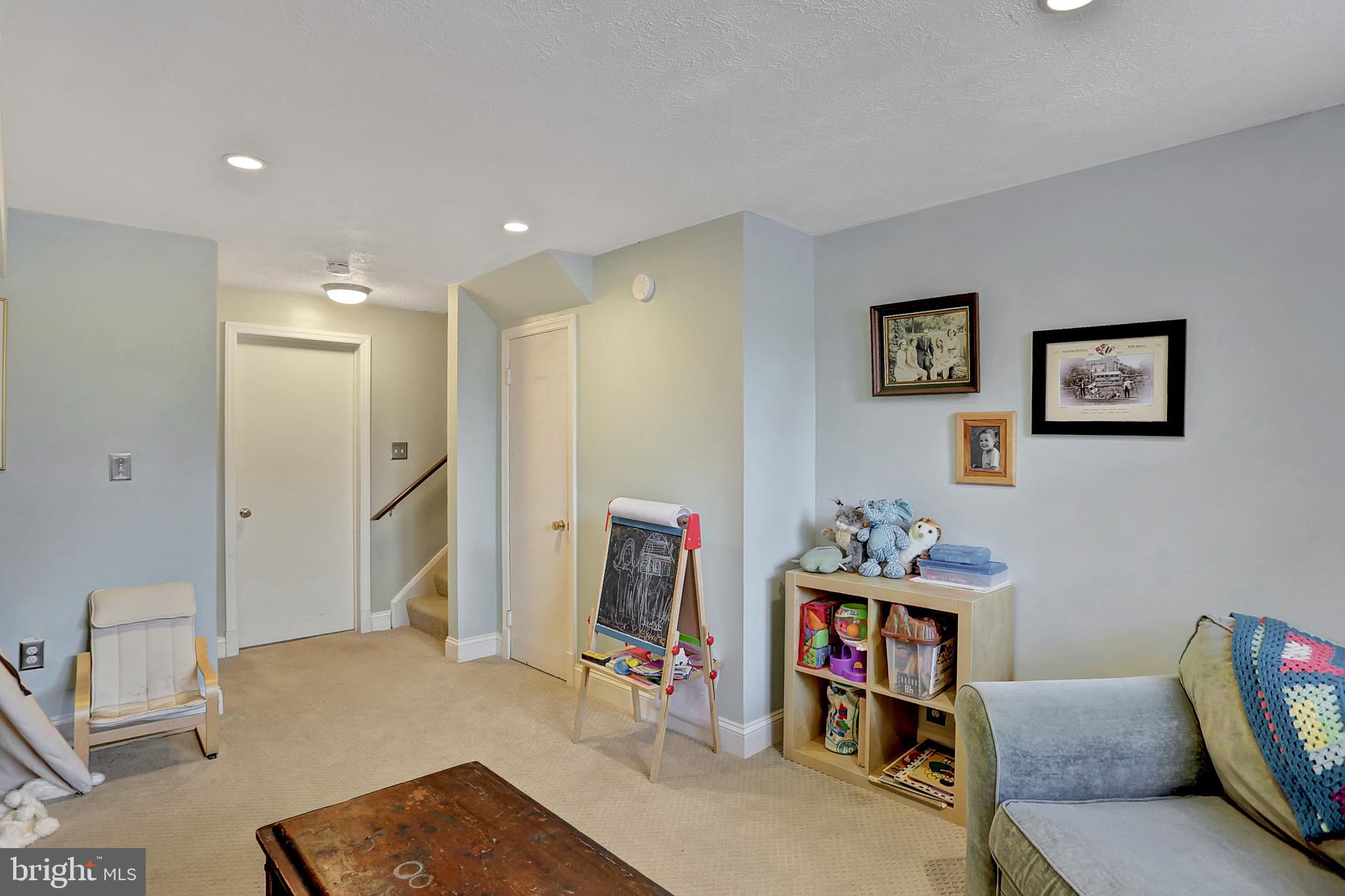 1127 Green Acre Road Towson, MD 21286 - Photo 19 of 35