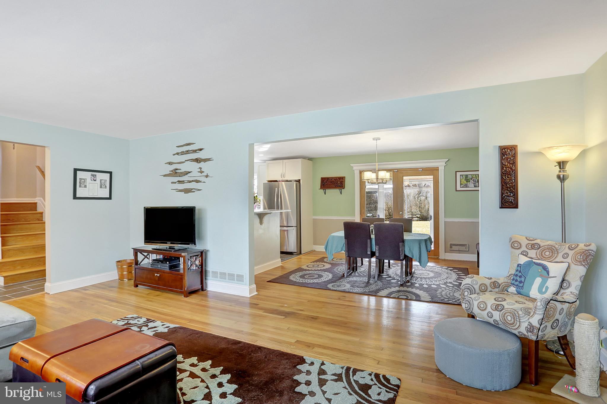 1127 Green Acre Road Towson, MD 21286 - Photo 10 of 35