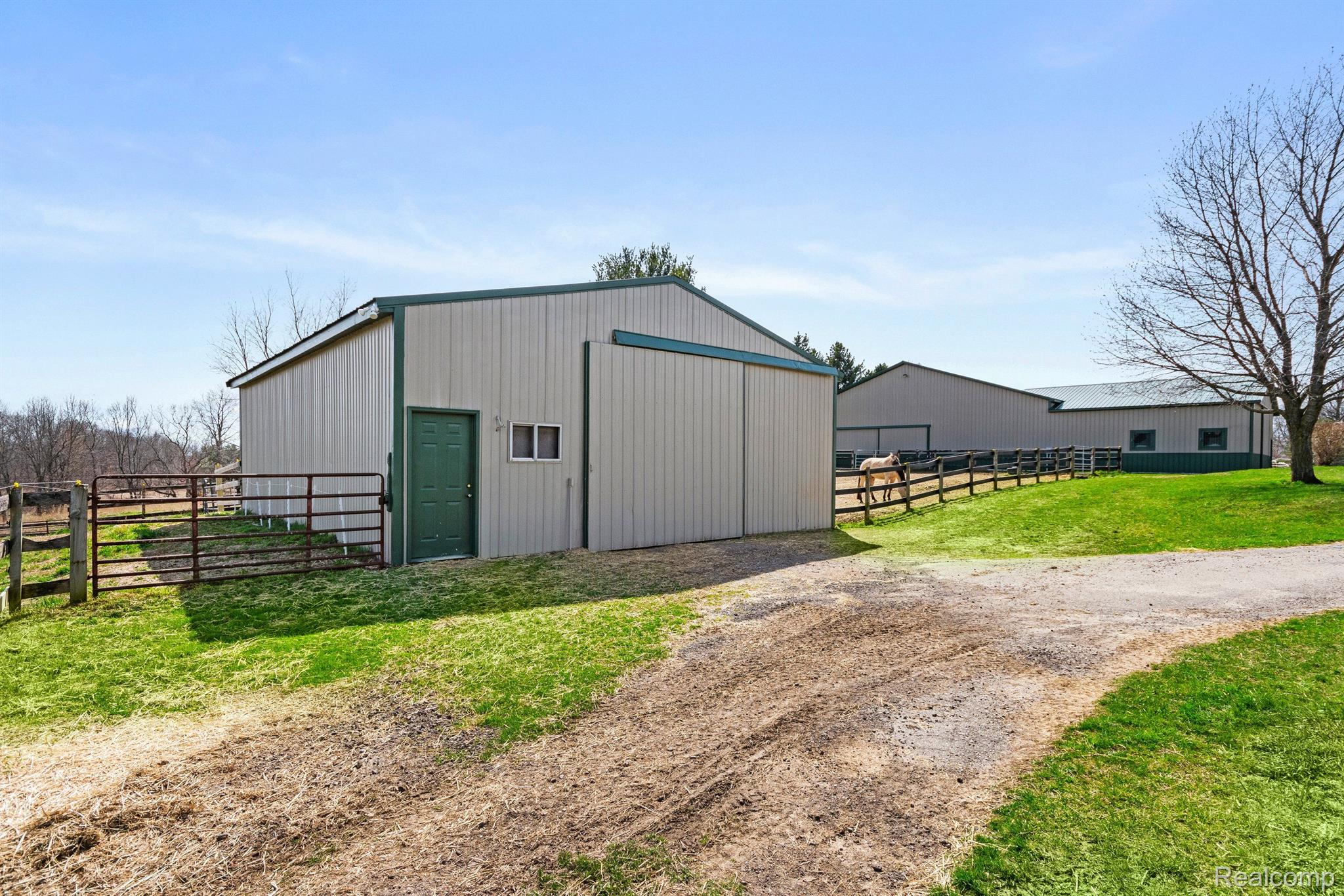 8104 Sheraton Park Road Fenton, MI 48430 - Photo 50 of 59 Gallery Image 50