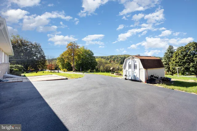 $322,400 | 1081 Beaver Creek Road, Hanover, PA 17331