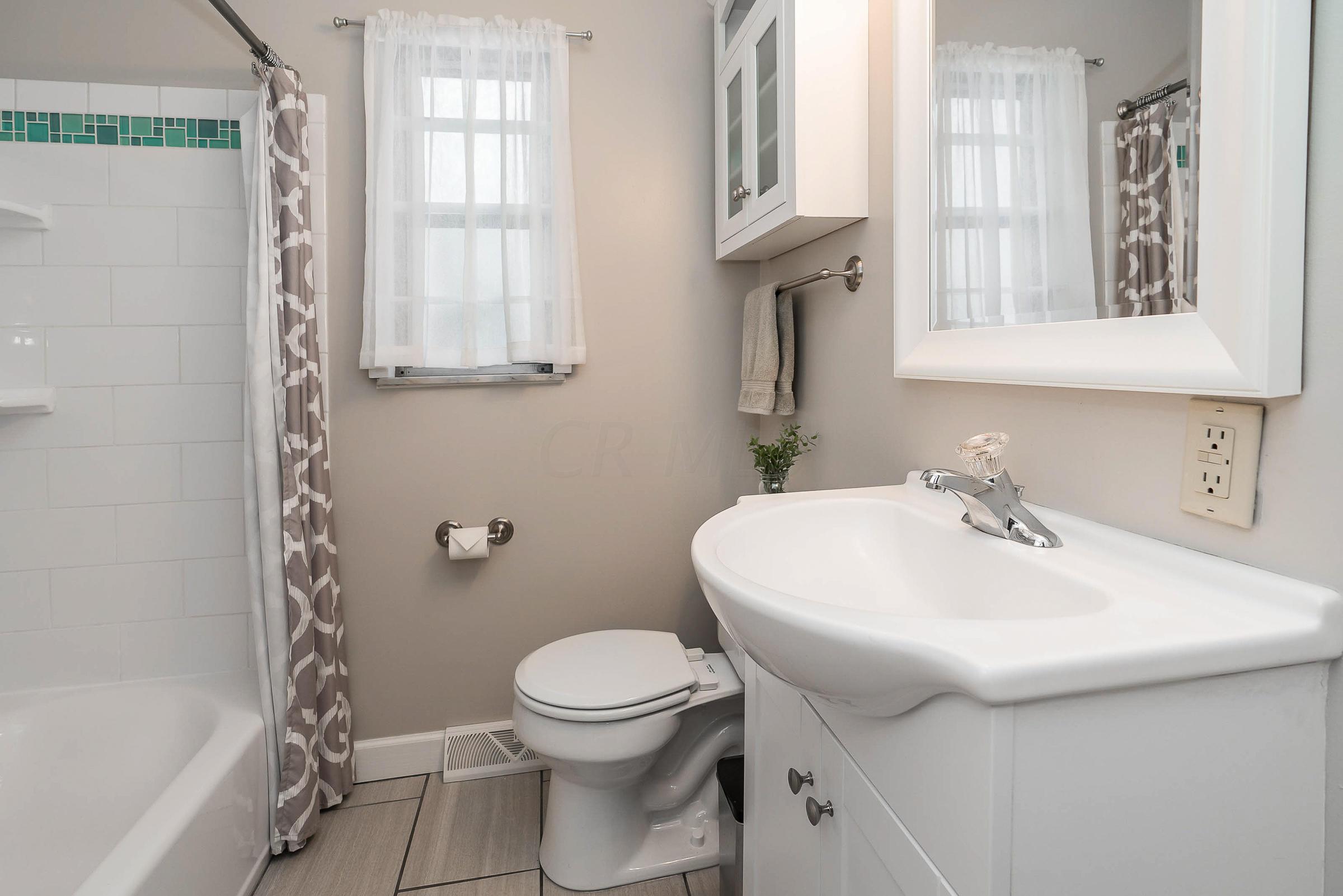 212 Cherrington Road Westerville, OH 43081 - Photo 16 of 30