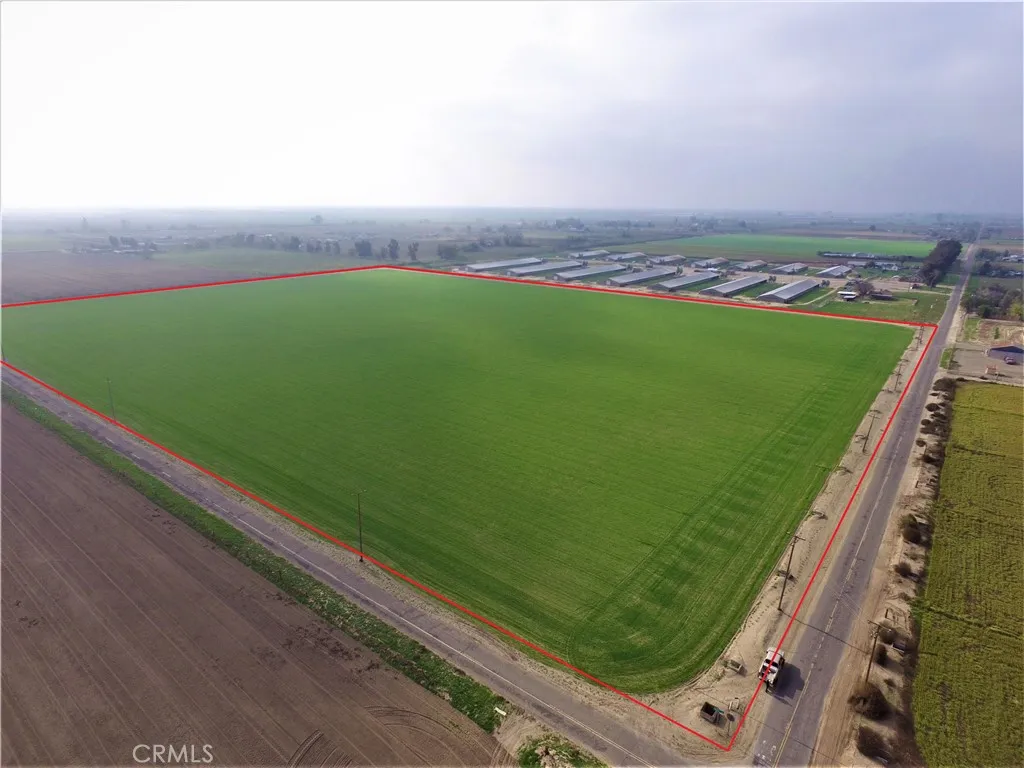 0 4th Street Stevinson, CA 95374 - Photo 1 of 1 a view of a golf course with a lake