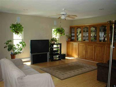 12200 Foley Road Fenton, MI 48430 - Photo 5 of 9 20258898-4.JPG