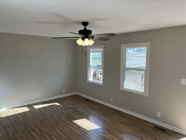 $1,995 | 1207 Sullivan Drive, Lafayette, TN 37083