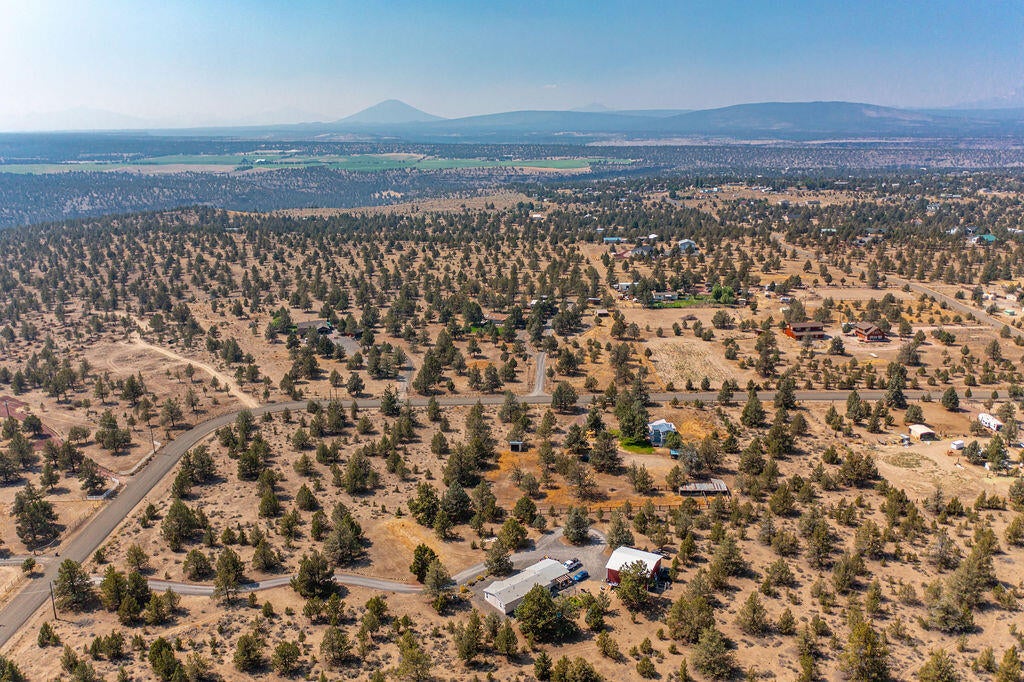 14535 Southwest Chickadee Road Terrebonne, OR 97760 - Photo 32 of 33 RileyVisuals-22